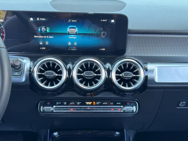 2023 Mercedes-Benz GLB GLB 250