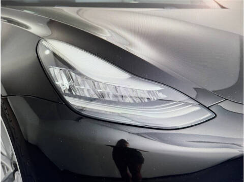 2018 Tesla Model 3 Performance