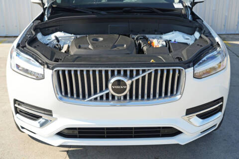 2024 Volvo XC90 Recharge T8 Core Bright Theme