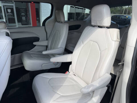 2018 Chrysler Pacifica Touring L Plus