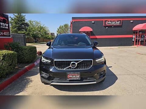 2019 Volvo XC40 T5 Momentum