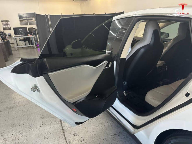 2014 Tesla Model S P85D