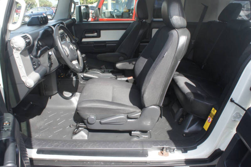 2012 Toyota FJ Cruiser