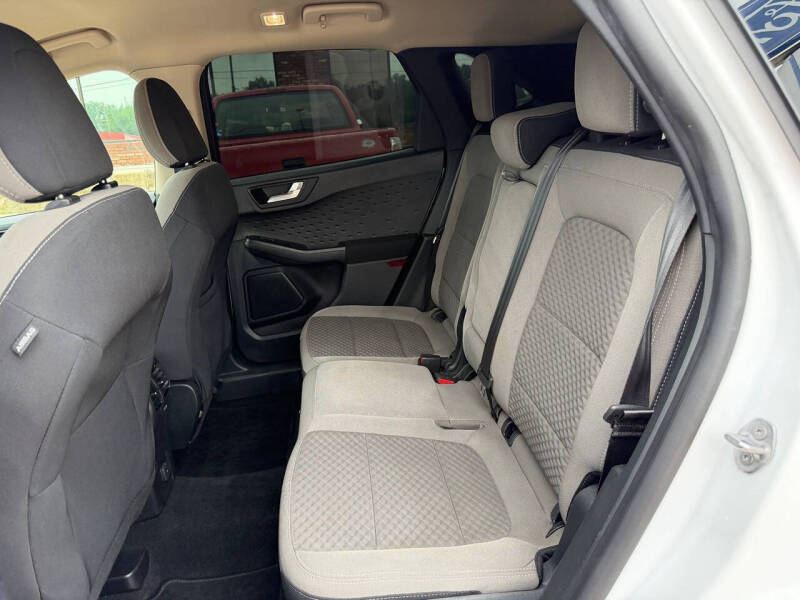 2020 Ford Escape SE