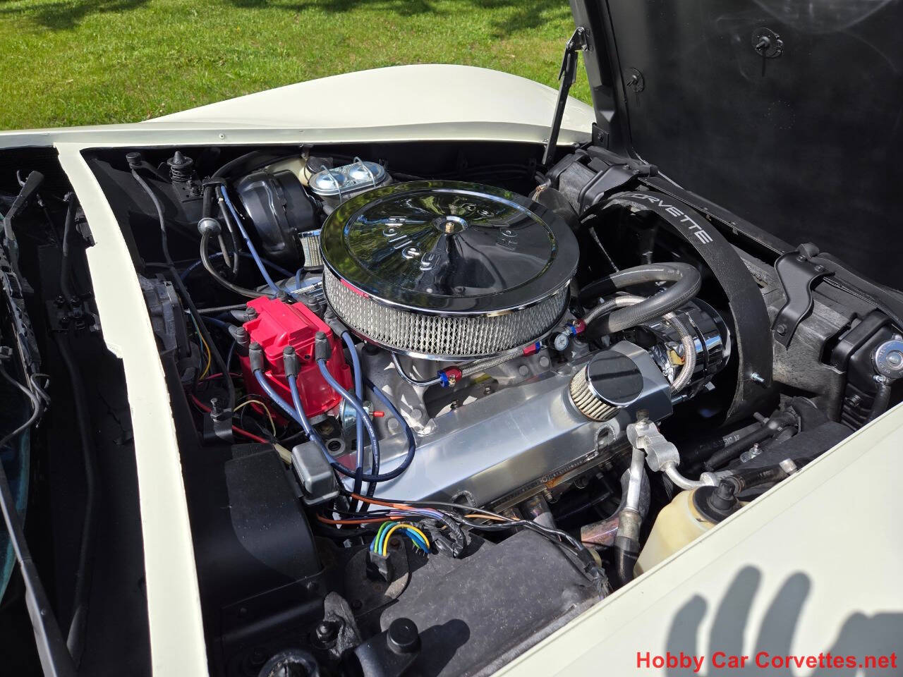 1976 Chevrolet Corvette 28