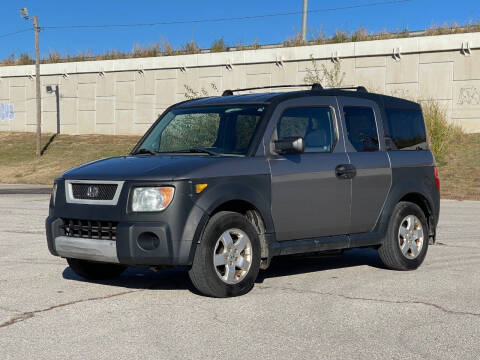 2005 Honda Element for sale at Carduka Exchange in Kansas City MO