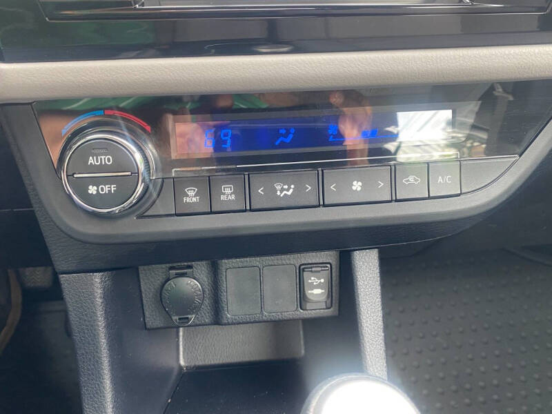 2014 Toyota Corolla LE