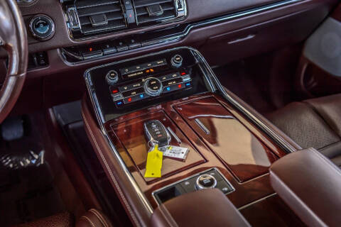 2019 Lincoln Navigator Black Label