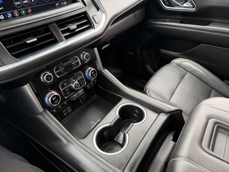 2021 GMC Yukon XL SLT