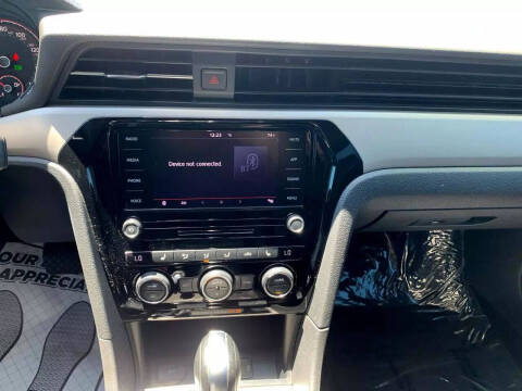 2021 Volkswagen Passat SE