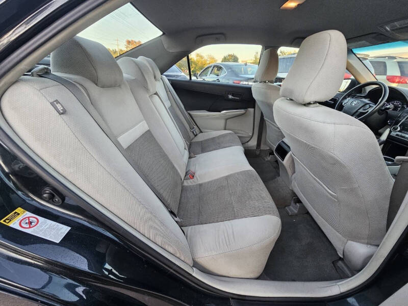 2013 Toyota Camry Hybrid LE