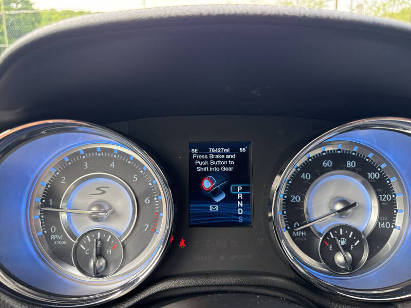 2012 Chrysler 300 S V6