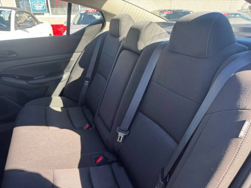 2023 Nissan Altima 2.5 SV