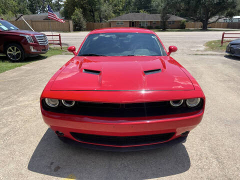 2018 Dodge Challenger SXT Plus