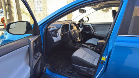 2016 Toyota RAV4 Hybrid XLE