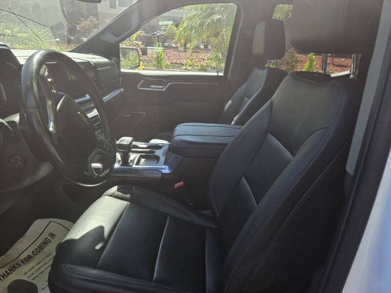 Image 6 of 2023 Chevrolet Silverado 1500 LTZ