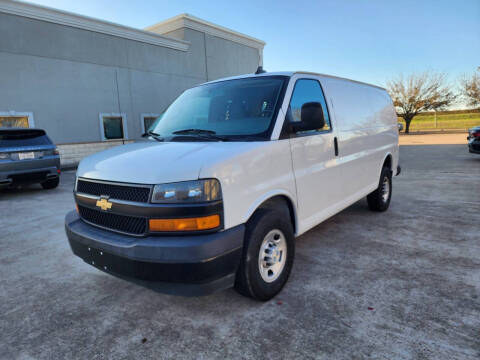 2022 Chevrolet Express 2500