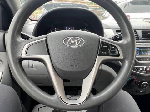 2017 Hyundai Accent SE