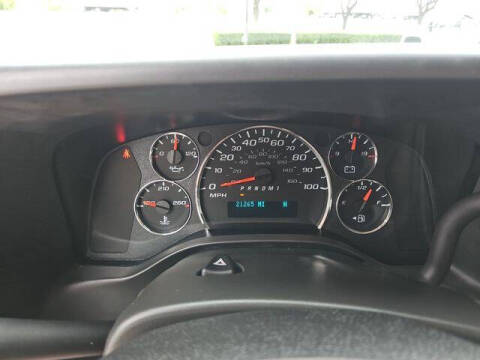 2025 GMC Savana LT 3500