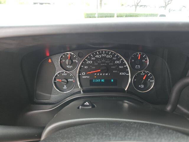 2025 GMC Savana LT 3500