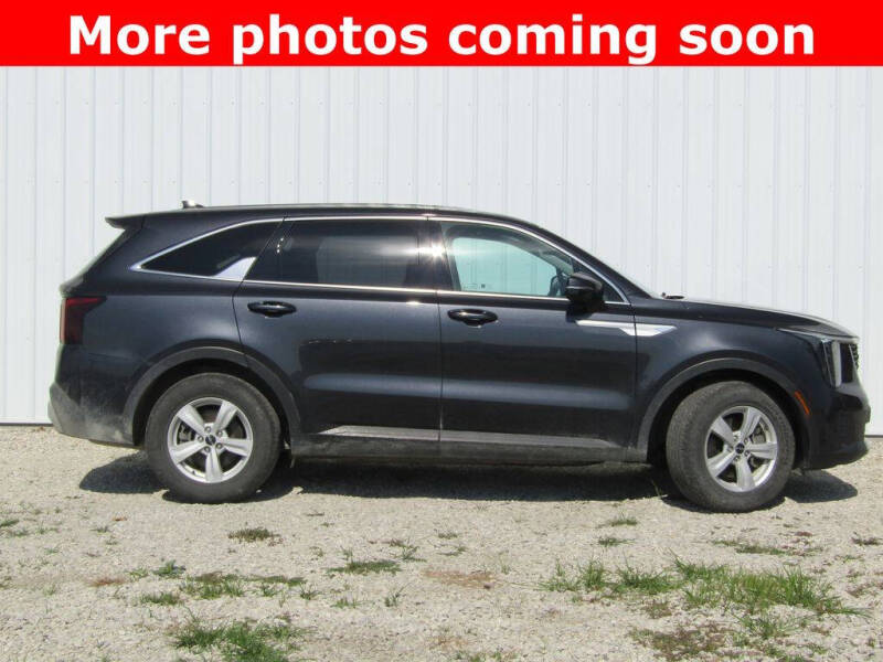 2025 Kia Sorento LX