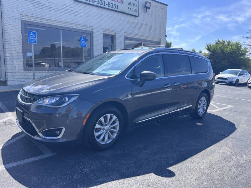 2019 Chrysler Pacifica Touring L