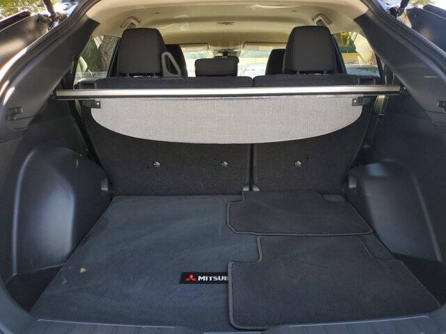 2024 Mitsubishi Eclipse Cross LE