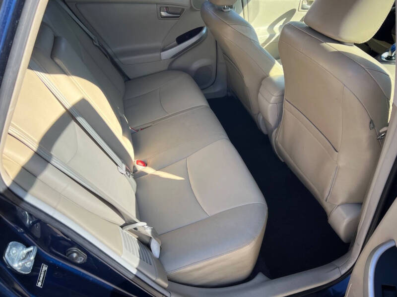 2012 Toyota Prius Two