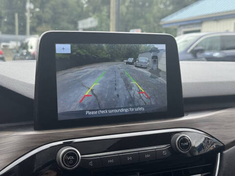 2020 Ford Escape Titanium