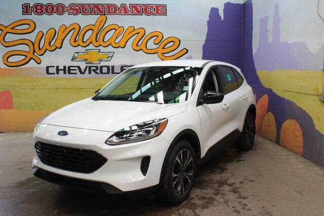 Used 2022 Ford Escape SE with VIN 1FMCU9G63NUB71725 for sale in Grand Ledge, MI