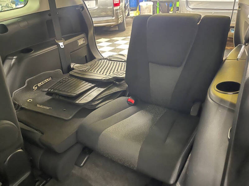 2012 Mazda MAZDA5 Sport