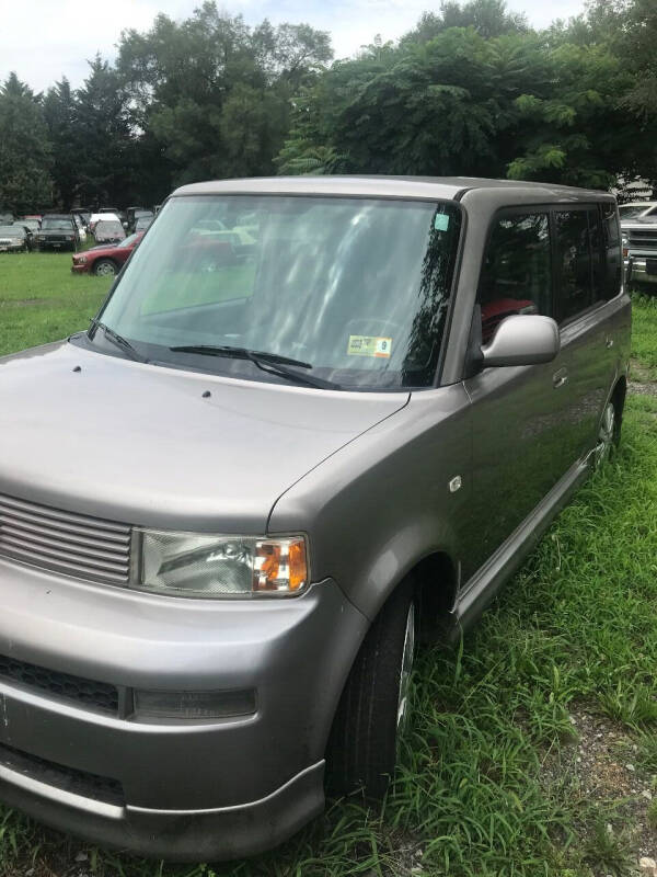 2005 Scion xB