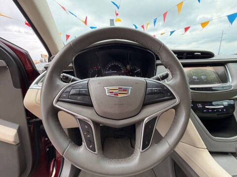 2017 Cadillac XT5 Luxury