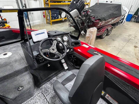 2026 Tracker Targa V-18 WT
