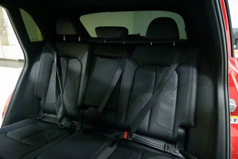 2022 Audi Q3 quattro S line Prem Plus 45 TFSI