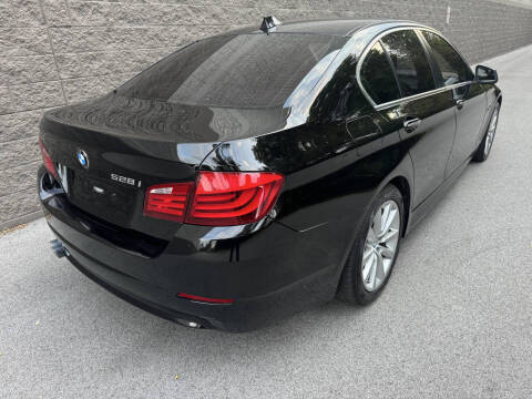 2012 BMW 5 Series 528i xDrive