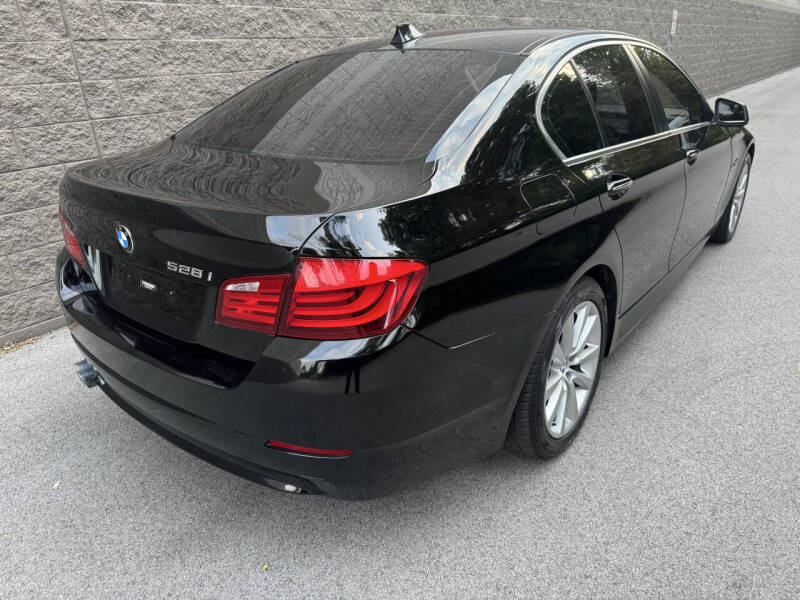 2012 BMW 5 Series 528i xDrive