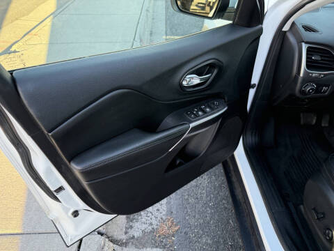 2020 Jeep Cherokee Latitude