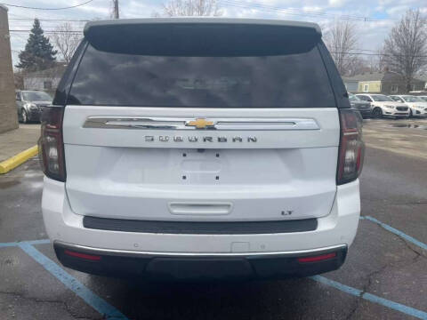 2024 Chevrolet Suburban LT