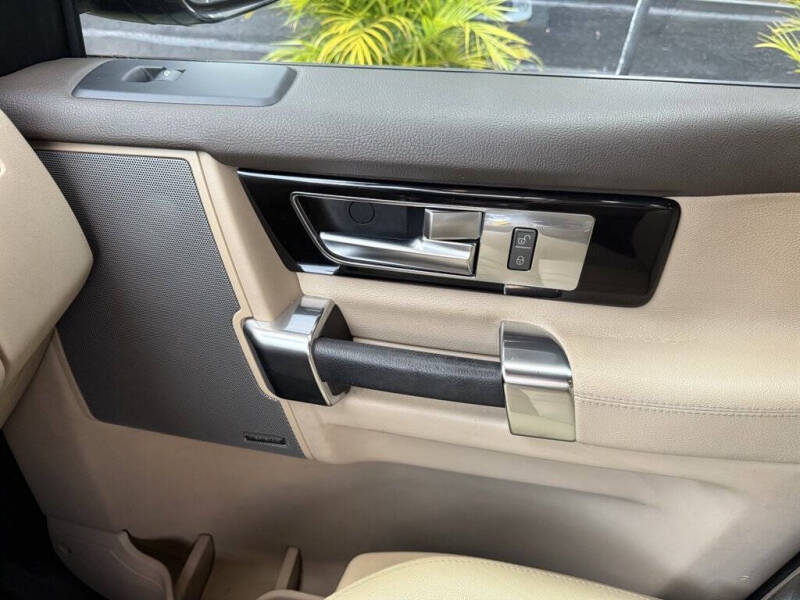 2016 Land Rover LR4 HSE