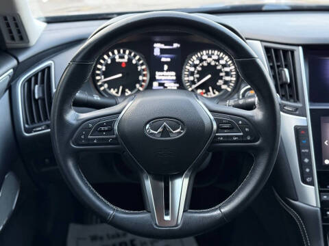 2021 Infiniti Q50 Luxe