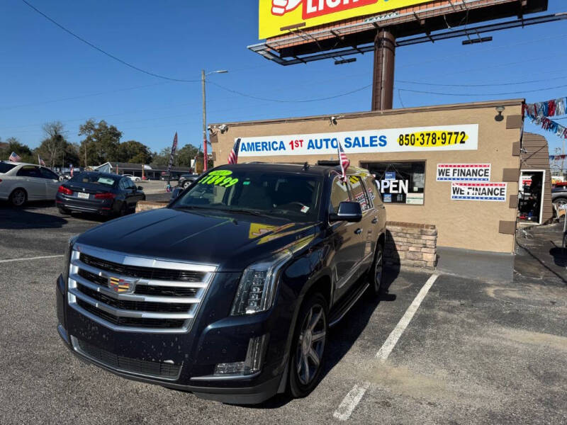 2017 Cadillac Escalade Luxury
