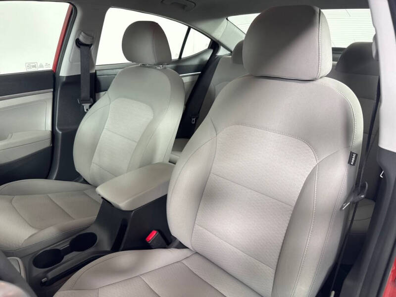 2019 Hyundai Elantra