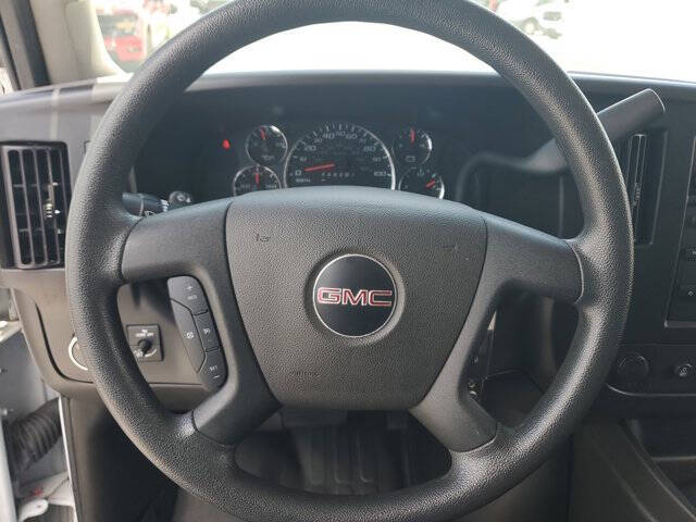 2023 GMC Savana 2500