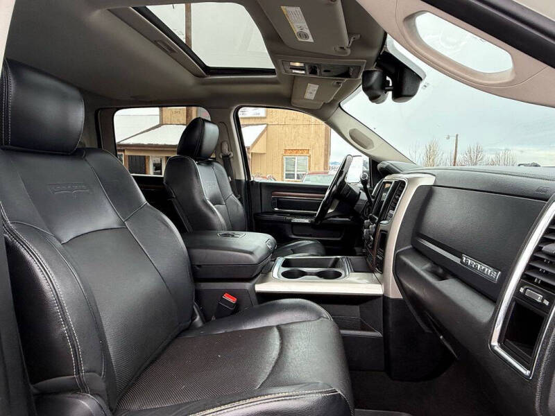 2016 RAM 3500 Laramie