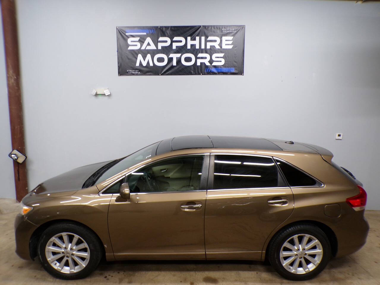 2010 Toyota Venza for sale at Sapphire Motors in Gurnee, IL