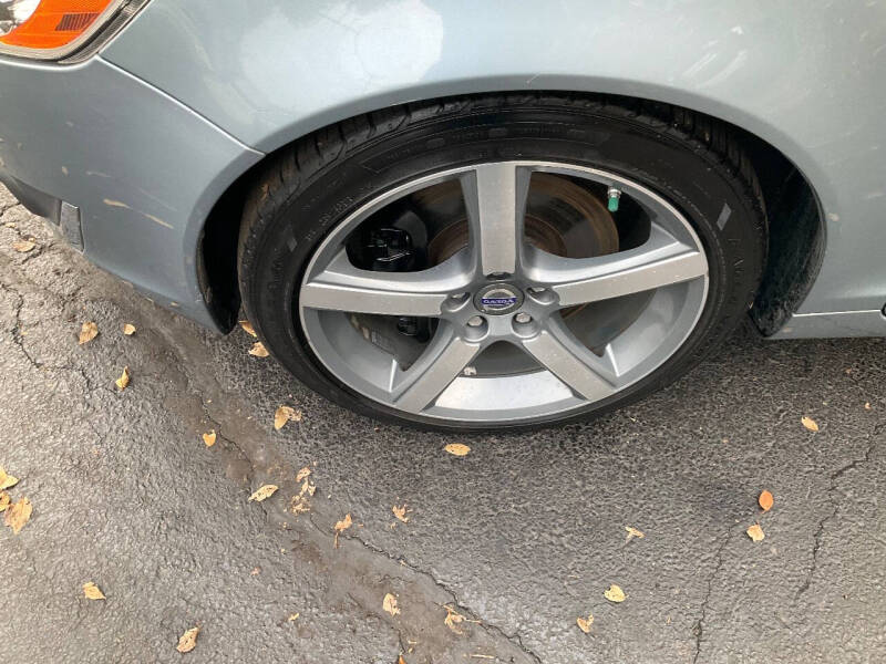 2013 Volvo C70 T5 Platinum