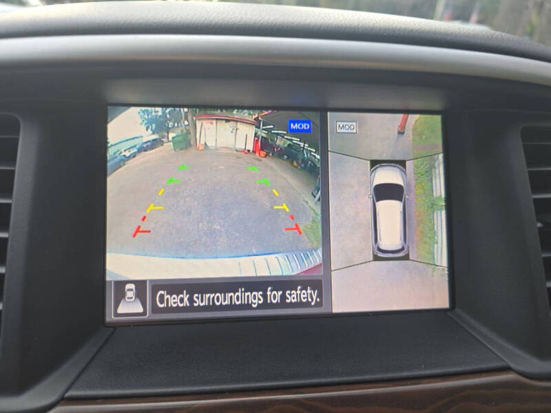 2017 Nissan Pathfinder Platinum