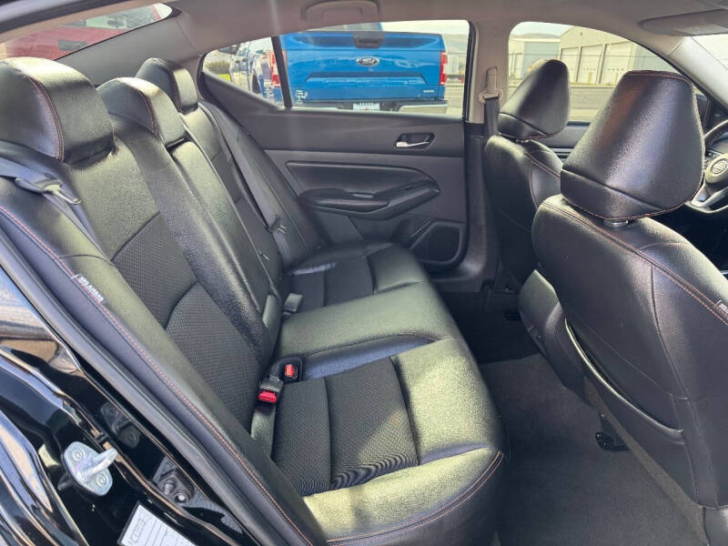 2022 Nissan Altima 2.5 SR