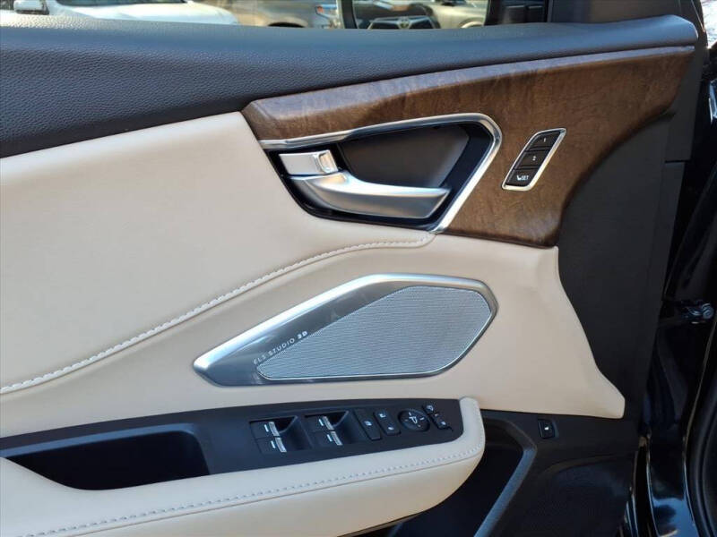 2023 Acura RDX SH-AWD w/Advance